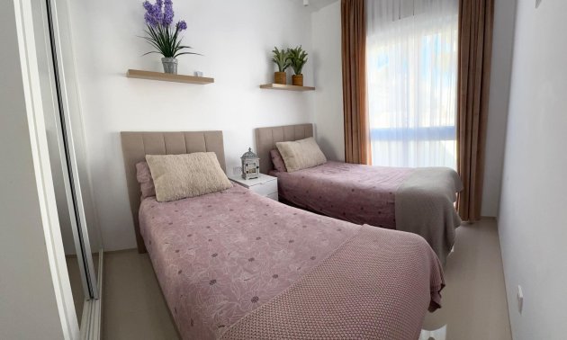 Resale - Apartment / flat -
Rojales - Cuidad Quesada