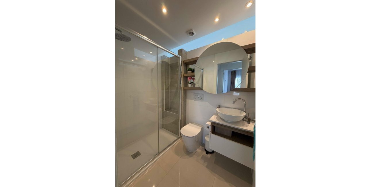 Resale - Apartment / flat -
Rojales - Cuidad Quesada