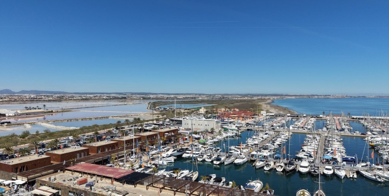 Resale - Townhouse -
Orihuela Costa - Playa Flamenca