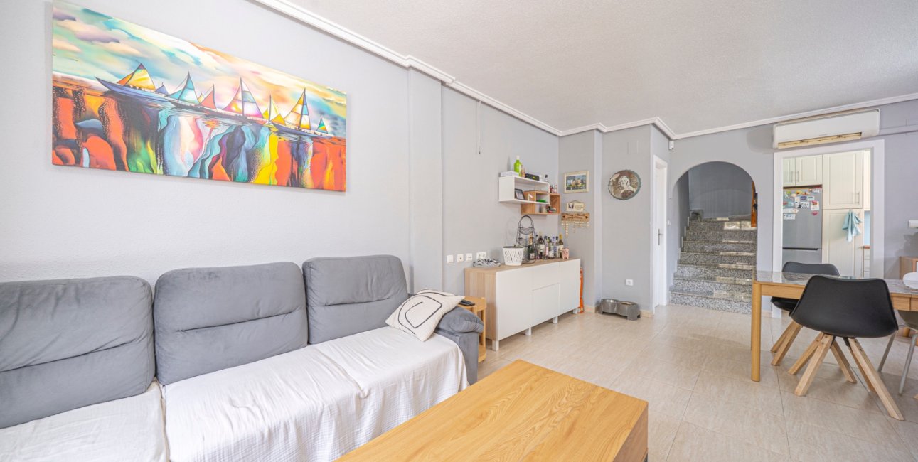 Resale - Townhouse -
Ciudad Quesada - Lo Marabu