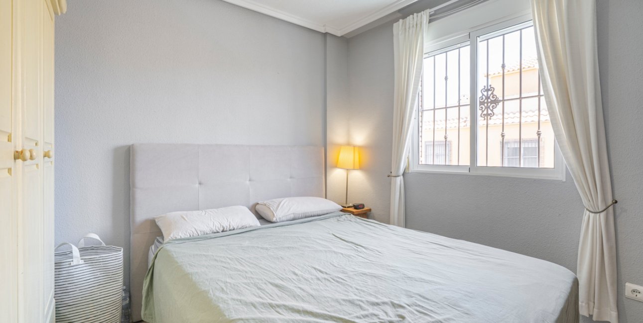 Resale - Townhouse -
Ciudad Quesada - Lo Marabu