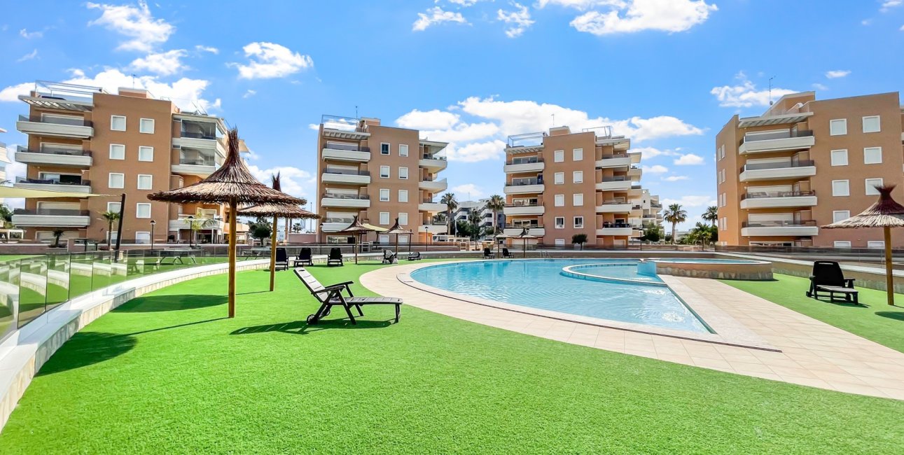 Resale - Apartment / flat -
Guardamar del Segura - El Raso