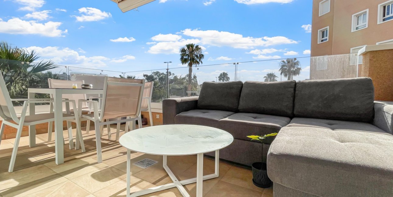 Resale - Apartment / flat -
Guardamar del Segura - El Raso