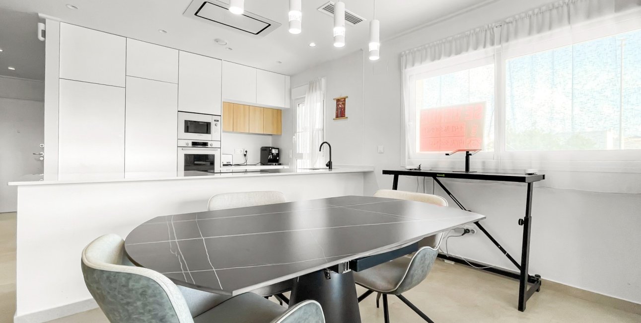 Resale - Apartment / flat -
Guardamar del Segura - El Raso