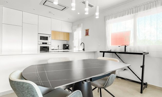 Resale - Apartment / flat -
Guardamar del Segura - El Raso
