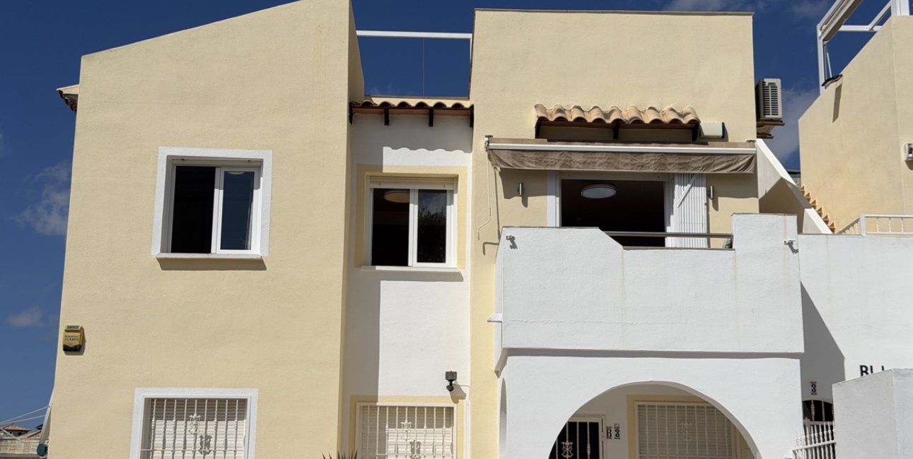Resale - Apartment / flat -
Orihuela Costa - Villamartin