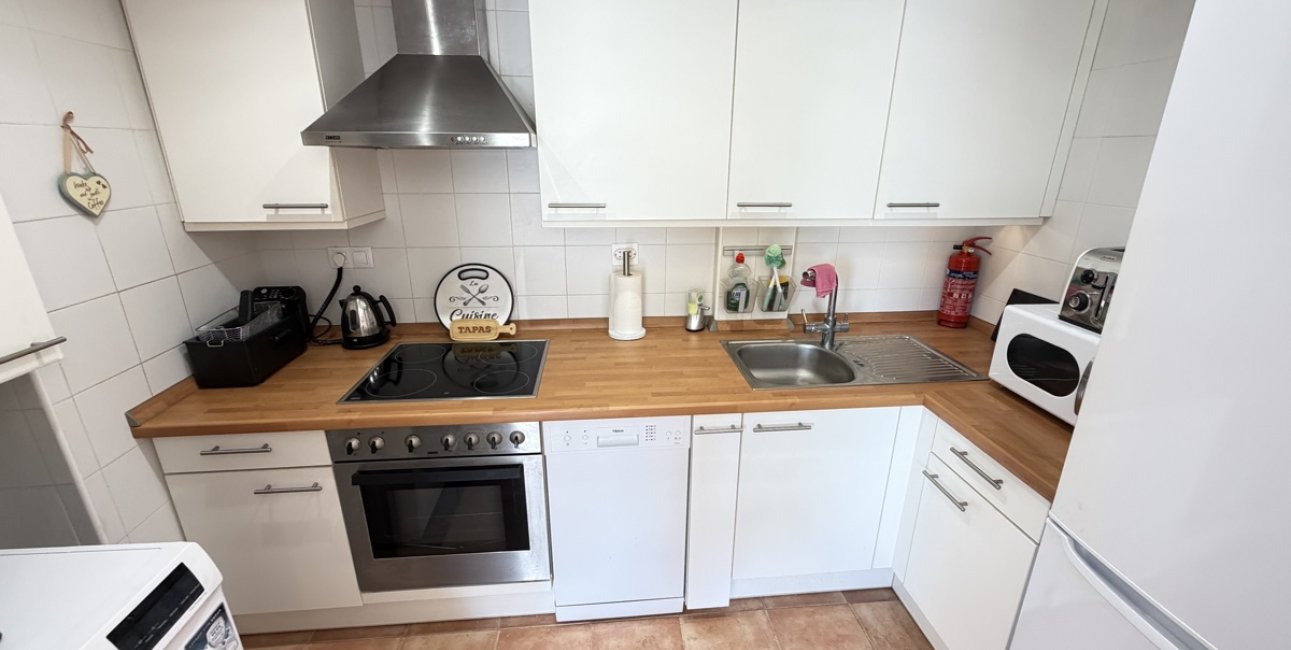Resale - Apartment / flat -
Orihuela Costa - Villamartin