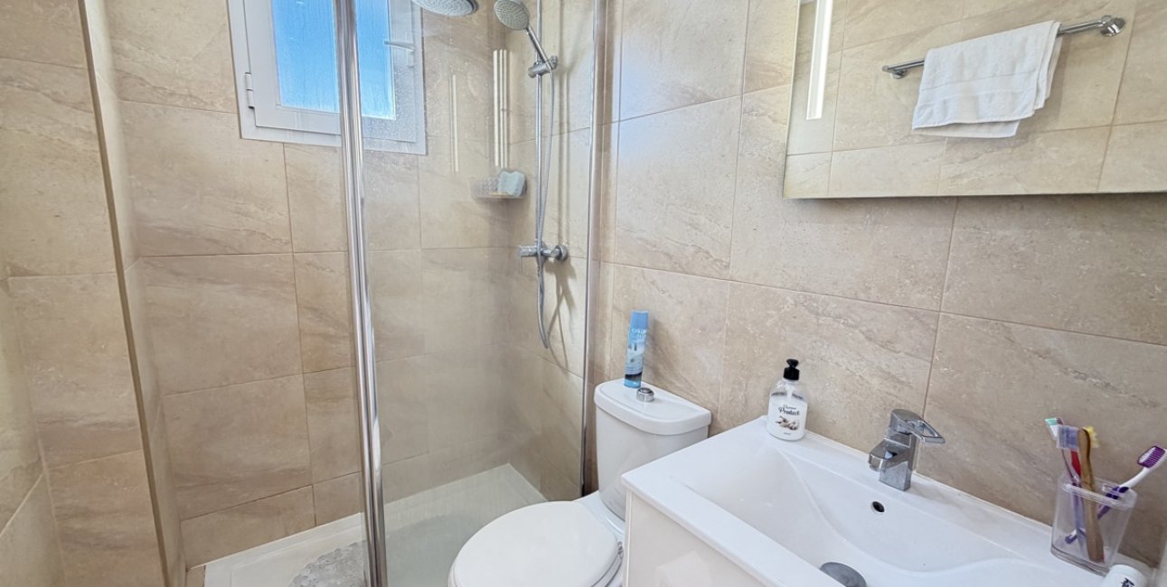 Resale - Apartment / flat -
Orihuela Costa - Villamartin