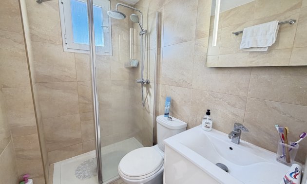 Resale - Apartment / flat -
Orihuela Costa - Villamartin
