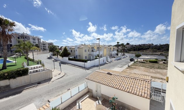 Resale - Apartment / flat -
Orihuela Costa - Villamartin