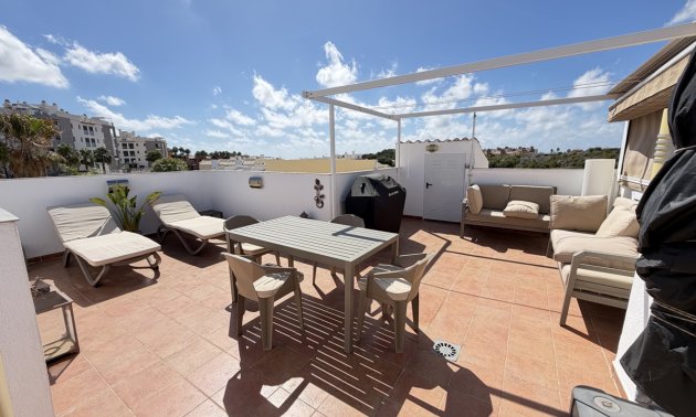 Resale - Apartment / flat -
Orihuela Costa - Villamartin