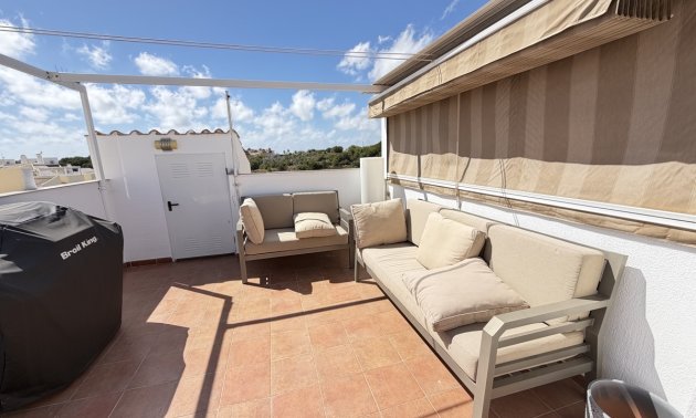Resale - Apartment / flat -
Orihuela Costa - Villamartin