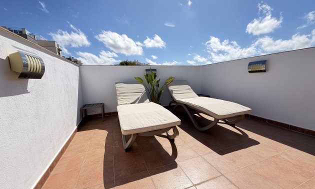 Resale - Apartment / flat -
Orihuela Costa - Villamartin