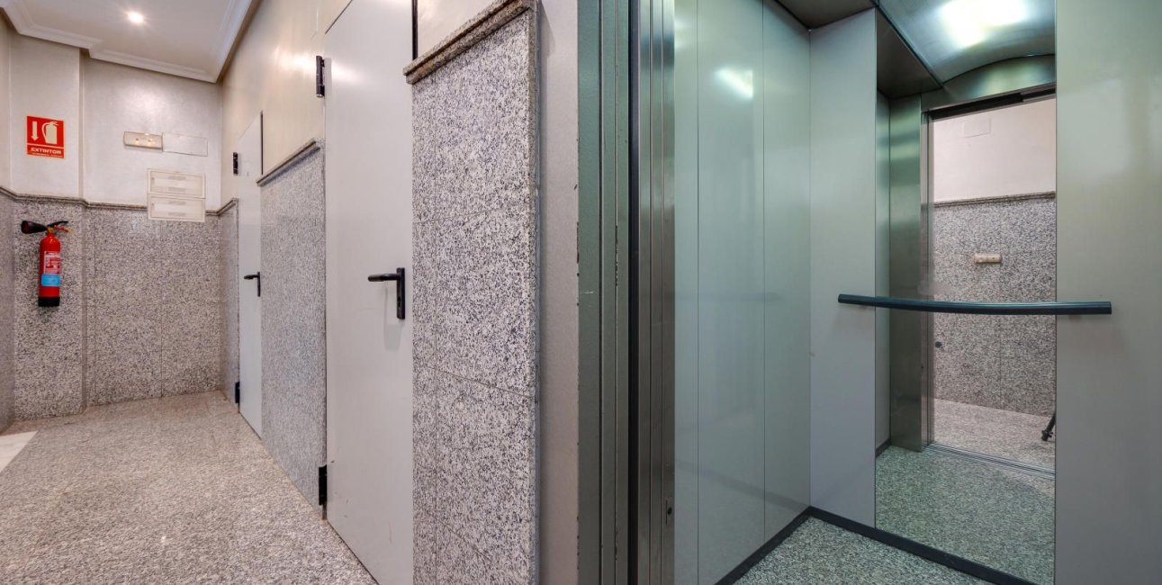 Resale - Penthouse -
Torrevieja - Acequion