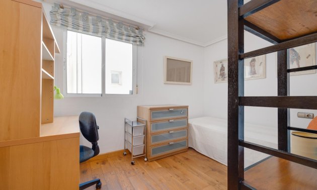 Resale - Penthouse -
Torrevieja - Acequion