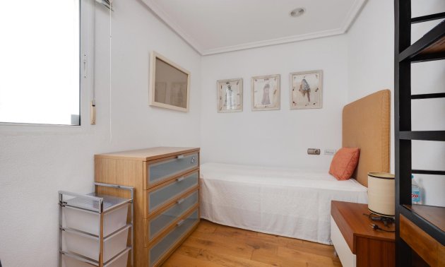Resale - Penthouse -
Torrevieja - Acequion