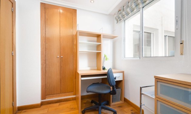 Resale - Penthouse -
Torrevieja - Acequion