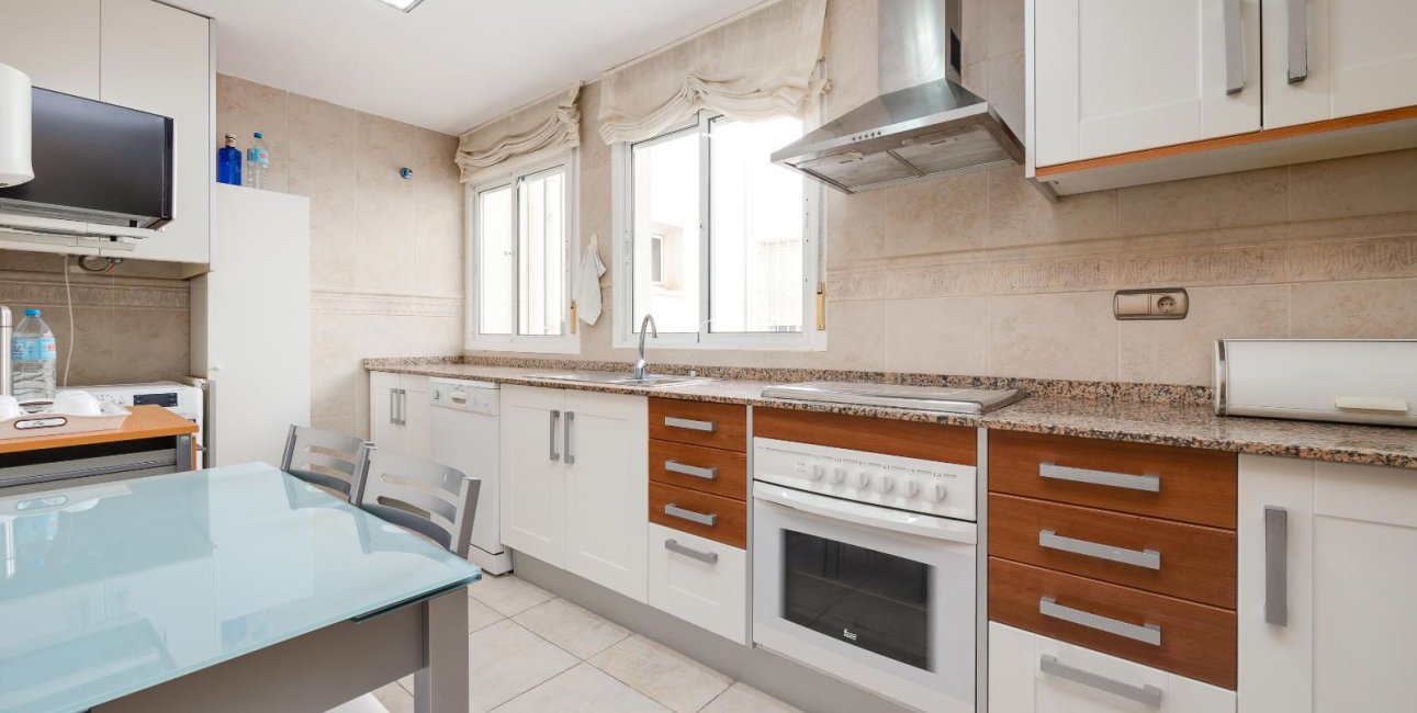 Resale - Penthouse -
Torrevieja - Acequion