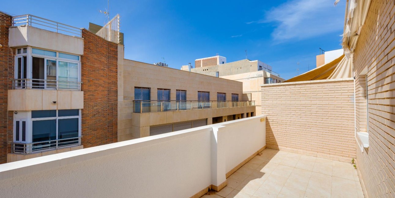 Resale - Penthouse -
Torrevieja - Acequion