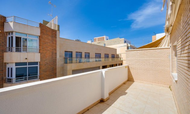 Resale - Penthouse -
Torrevieja - Acequion