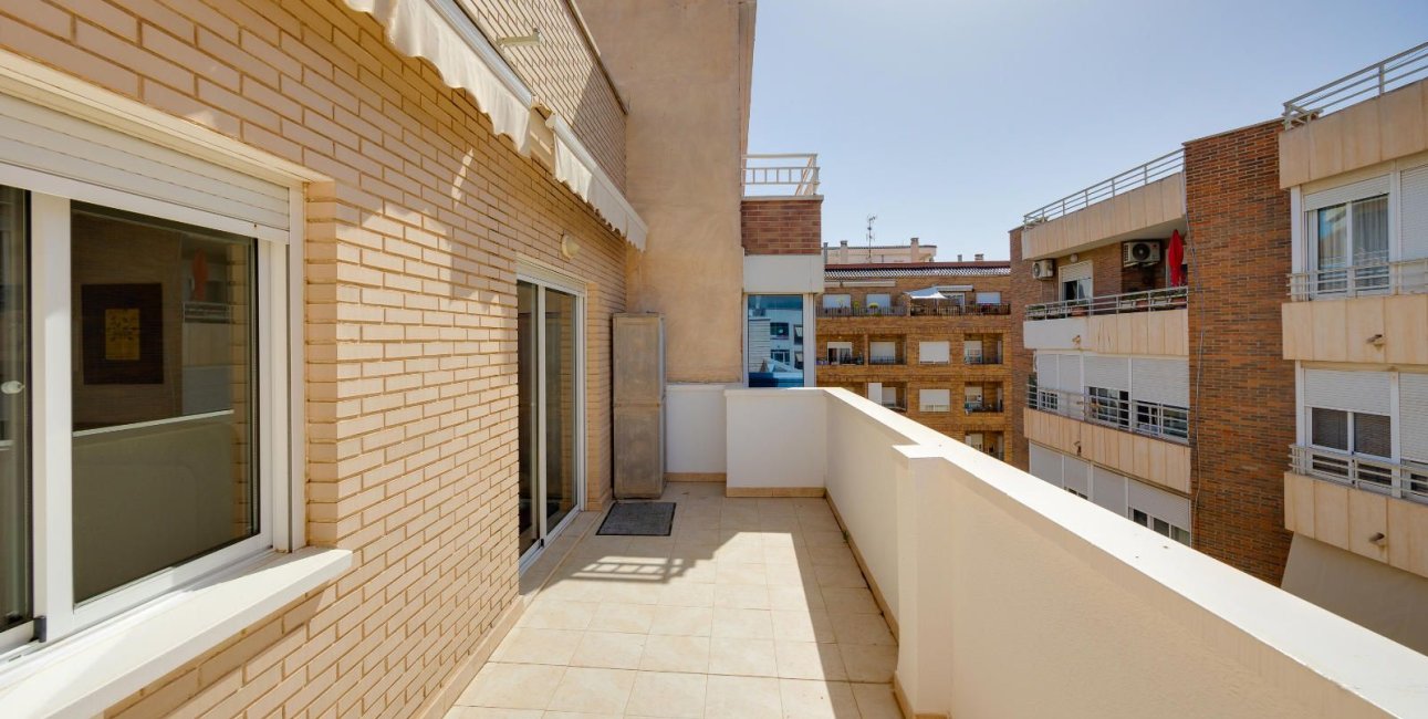 Resale - Penthouse -
Torrevieja - Acequion