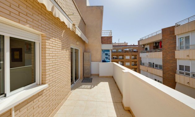 Resale - Penthouse -
Torrevieja - Acequion