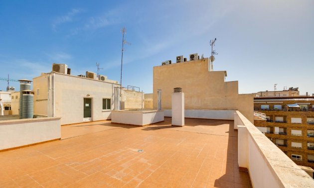 Resale - Penthouse -
Torrevieja - Acequion