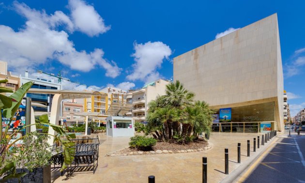 Resale - Penthouse -
Torrevieja - Acequion
