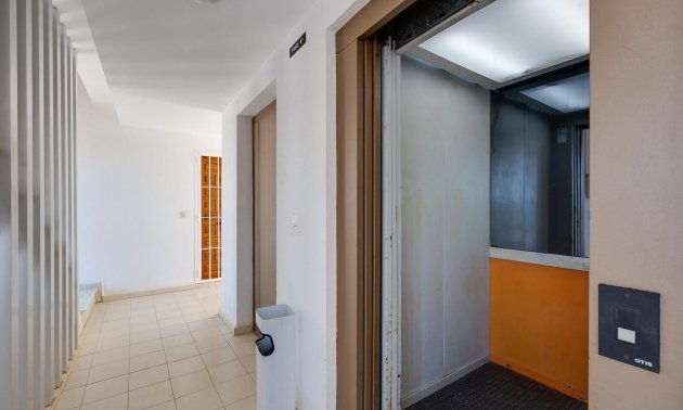 Resale - Penthouse -
Torrevieja - La Mata