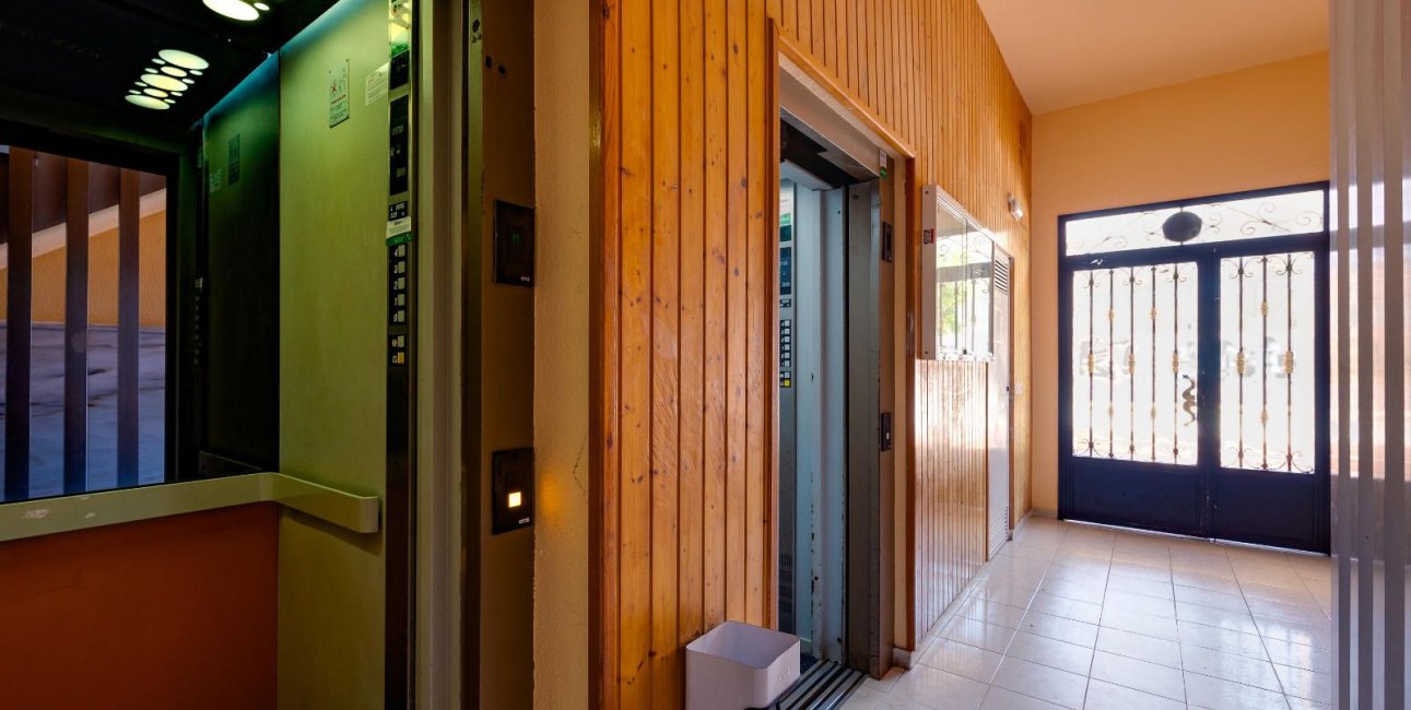 Resale - Penthouse -
Torrevieja - La Mata