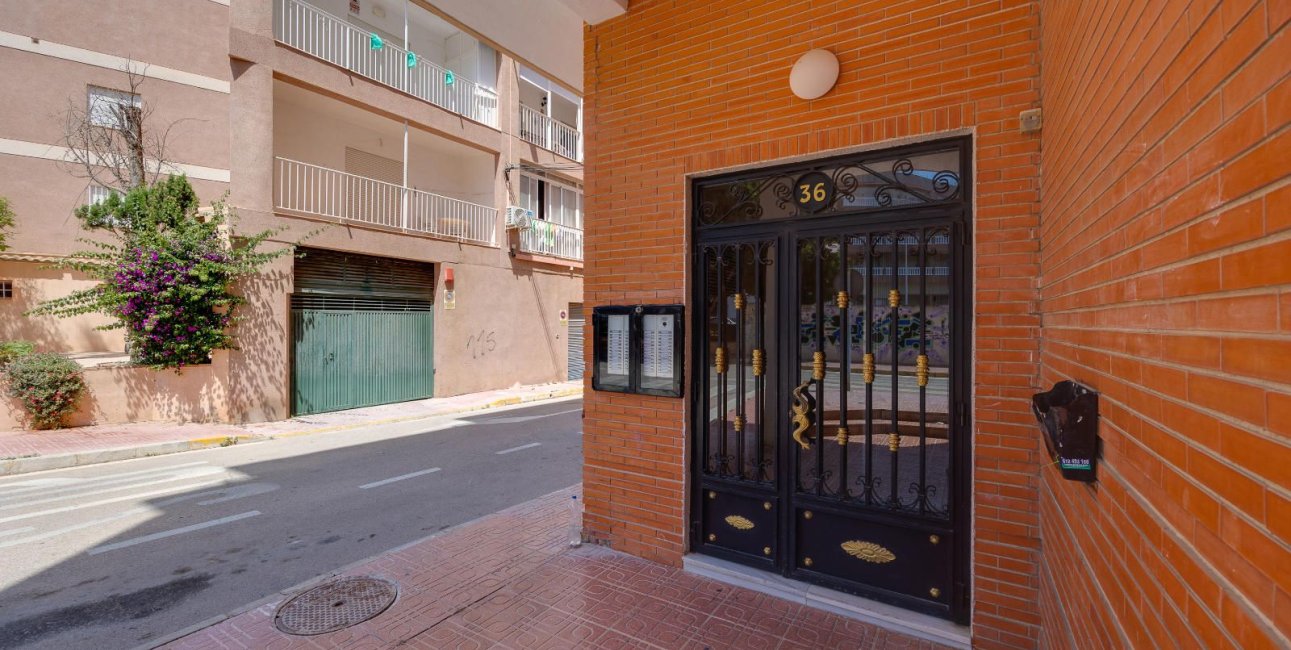 Resale - Penthouse -
Torrevieja - La Mata
