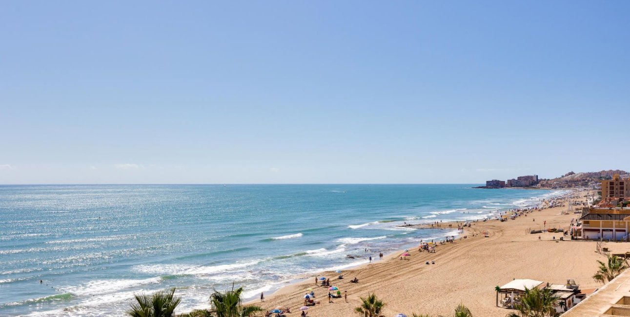 Resale - Penthouse -
Torrevieja - La Mata
