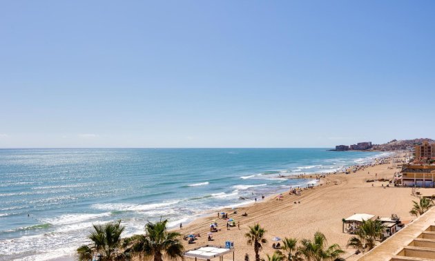 Resale - Penthouse -
Torrevieja - La Mata