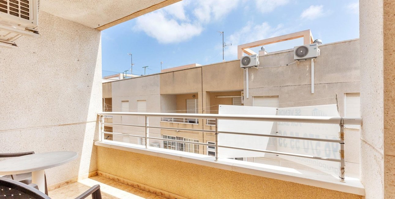 Reventa - Ático -
Torrevieja - Estacion de autobuses