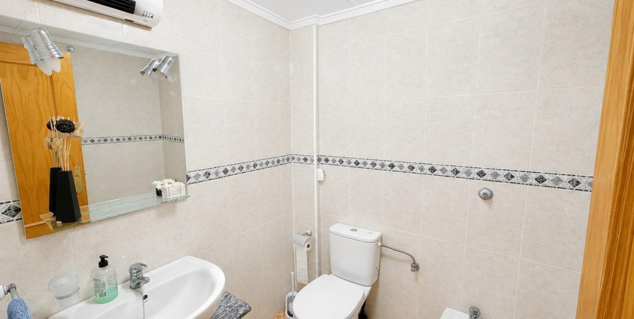 Resale - Penthouse -
Torrevieja - Estacion de autobuses