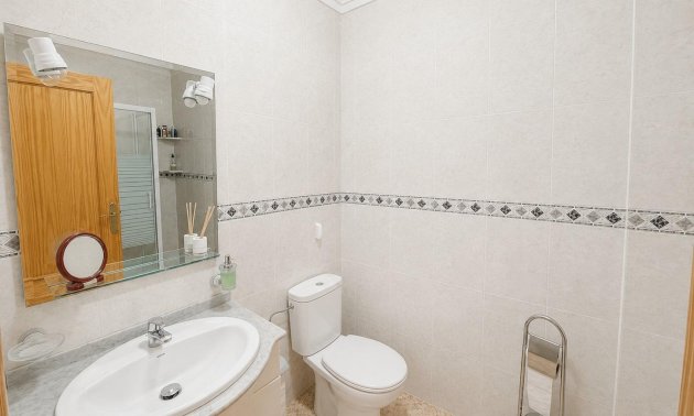 Resale - Penthouse -
Torrevieja - Estacion de autobuses