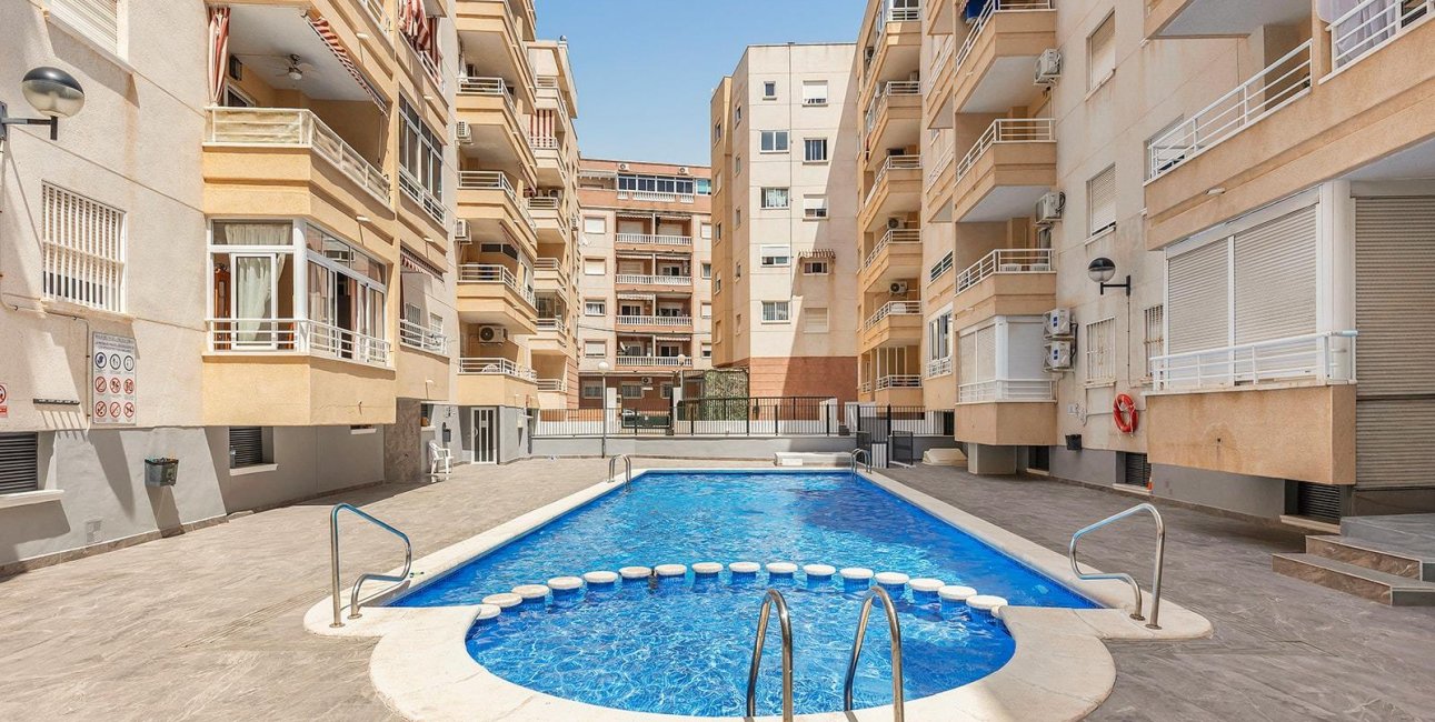 Resale - Penthouse -
Torrevieja - Estacion de autobuses