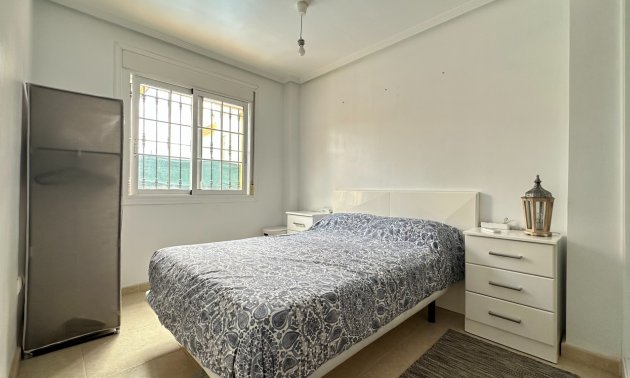 Resale - Townhouse -
Los Montesinos - La Herrada