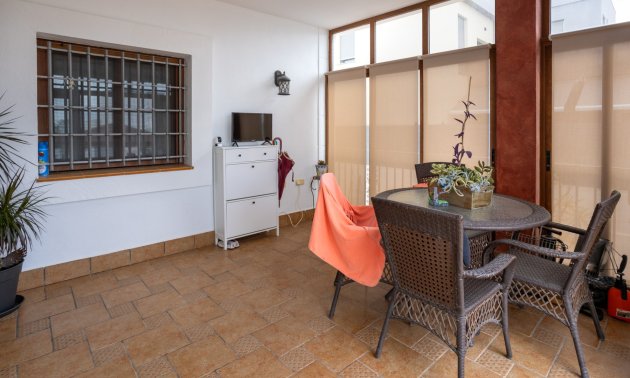 Resale - Villa -
Los Montesinos - La Herrada