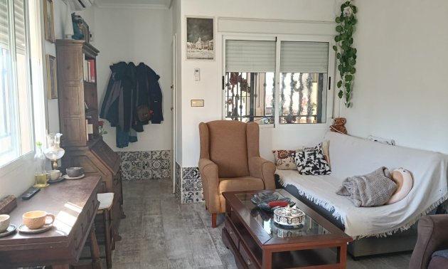 Resale - Apartment / flat -
Los Montesinos - La Herrada