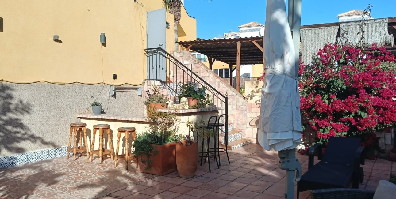 Resale - Apartment / flat -
Los Montesinos - La Herrada
