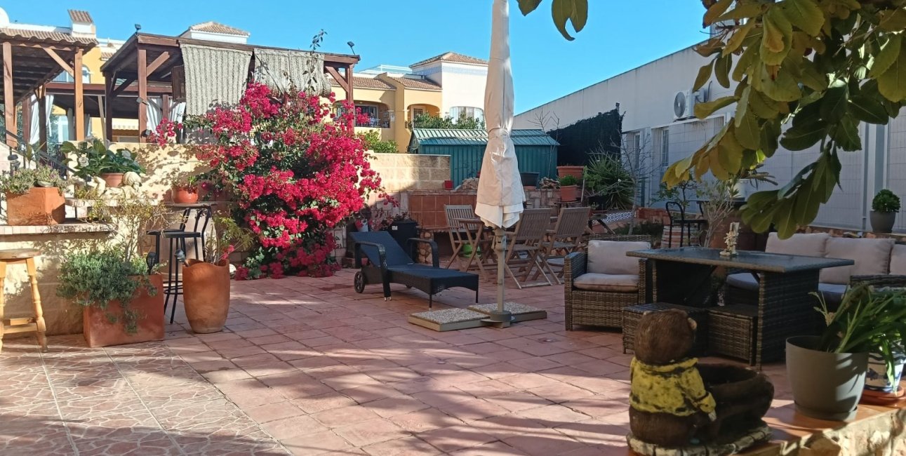 Resale - Apartment / flat -
Los Montesinos - La Herrada