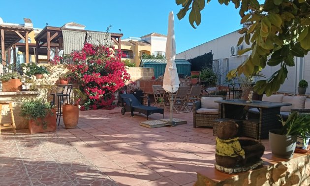 Resale - Apartment / flat -
Los Montesinos - La Herrada