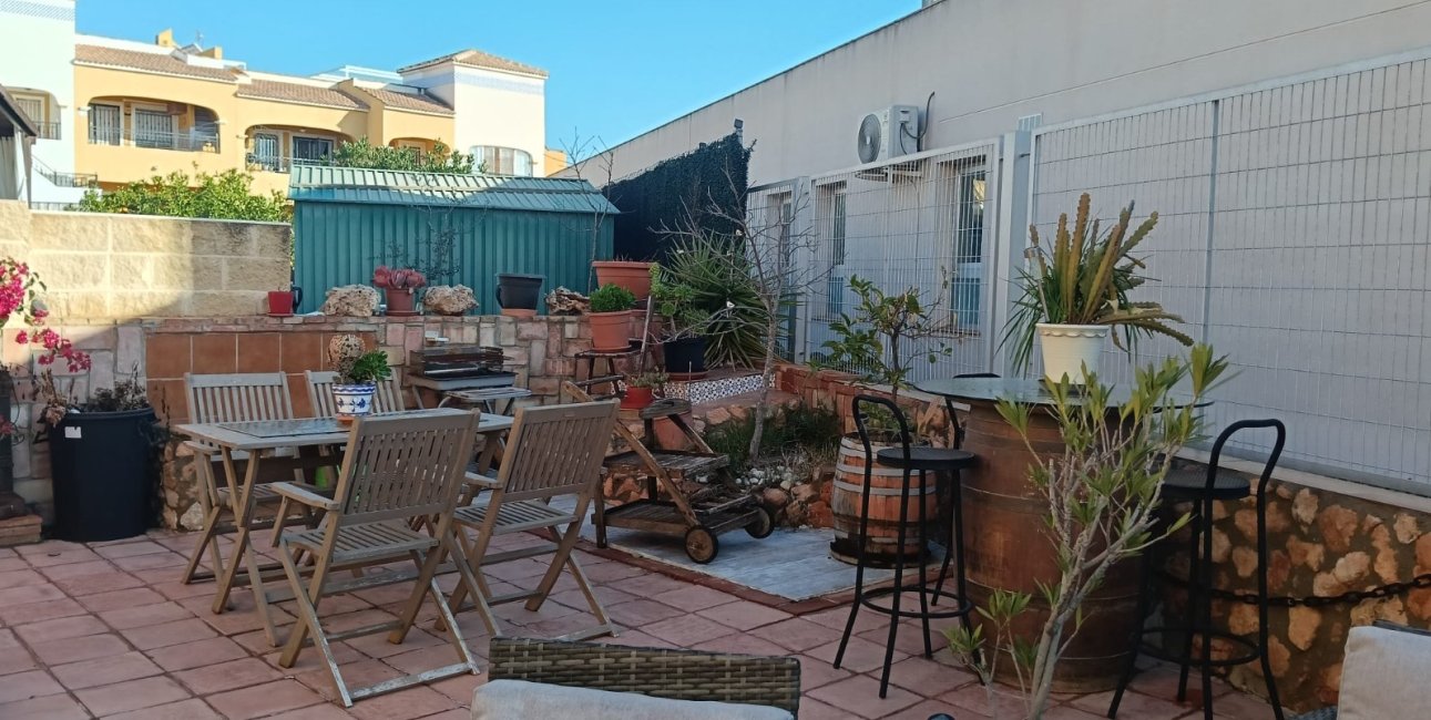 Resale - Apartment / flat -
Los Montesinos - La Herrada