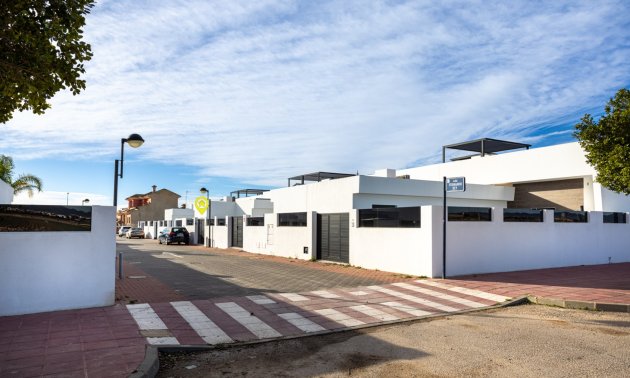 Resale - Villa -
Torre Pacheco - Roldán - Town