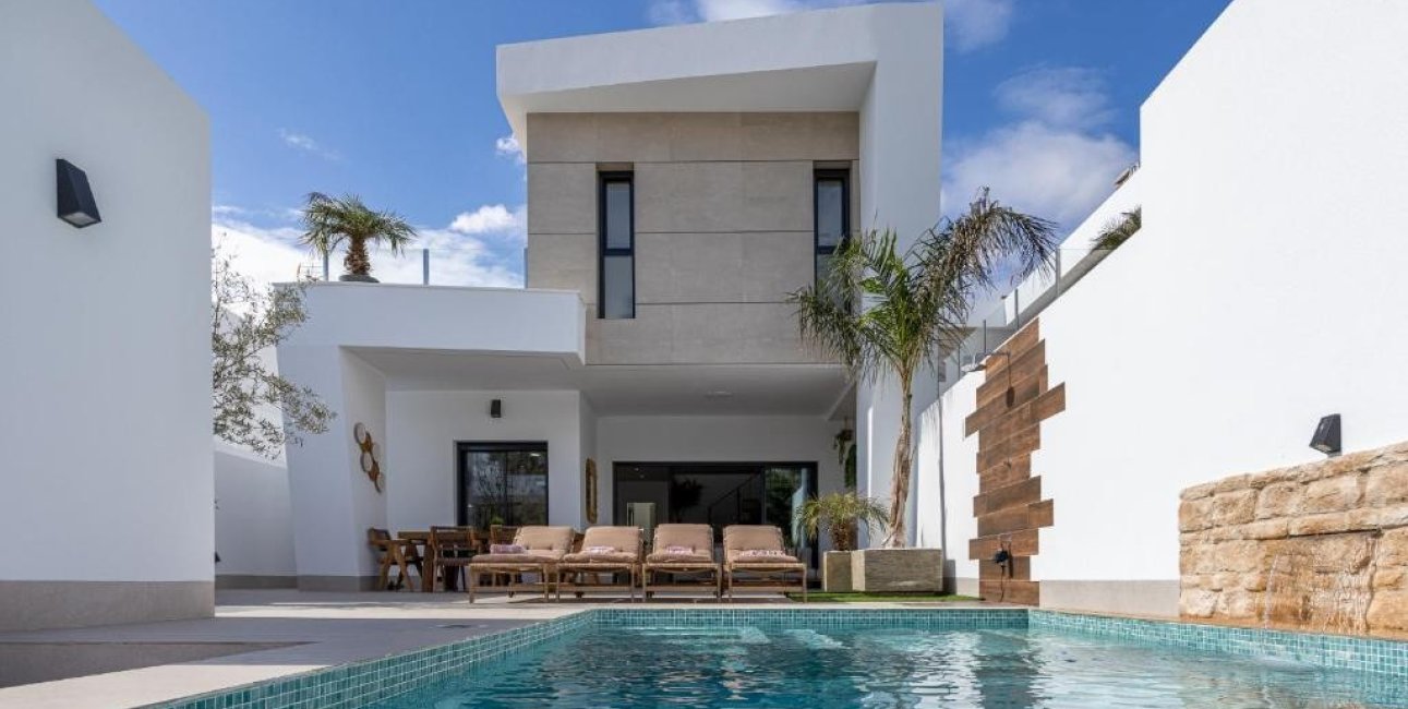 Resale - Villa -
Dolores - Dolores - Town