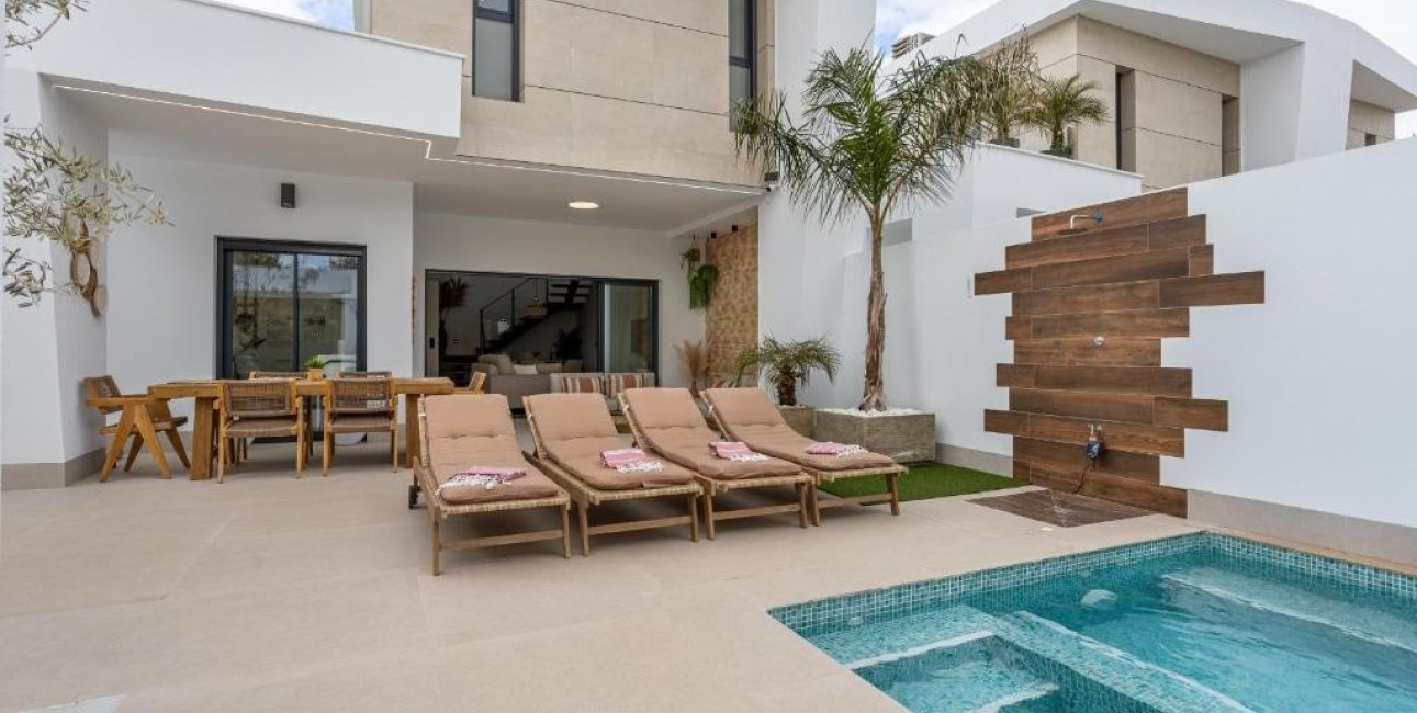 Resale - Villa -
Dolores - Dolores - Town