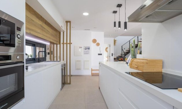 Resale - Villa -
Dolores - Dolores - Town