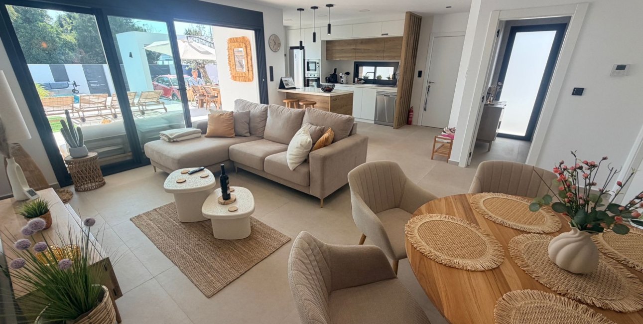 Resale - Villa -
Dolores - Dolores - Town