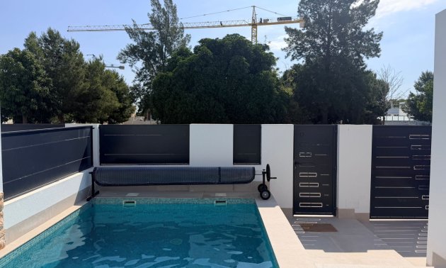 Resale - Villa -
Dolores - Dolores - Town
